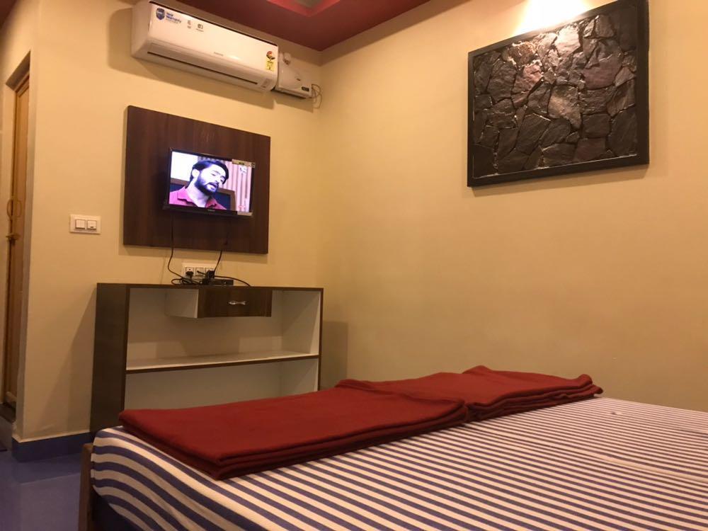 Galaxy Lodge จิกมากาลูร์ ภายนอก รูปภาพ