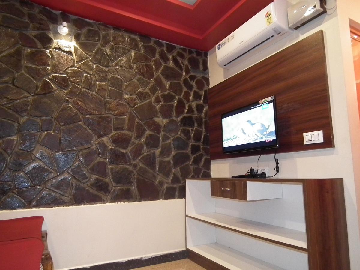 Galaxy Lodge จิกมากาลูร์ ภายนอก รูปภาพ